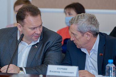 Область выходит на бездефицитный бюджет